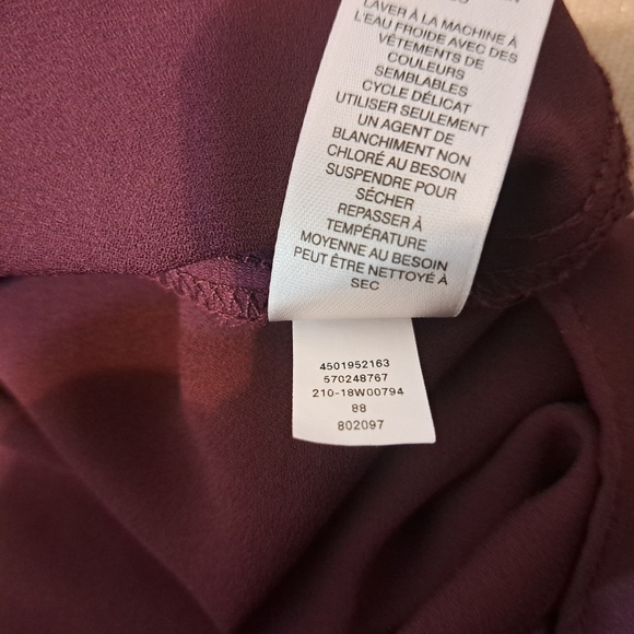 WHBM Women Top #570248767 Button Down Size 8 Poplin Long Sleeve Maroon Pockets - Picture 5 of 14